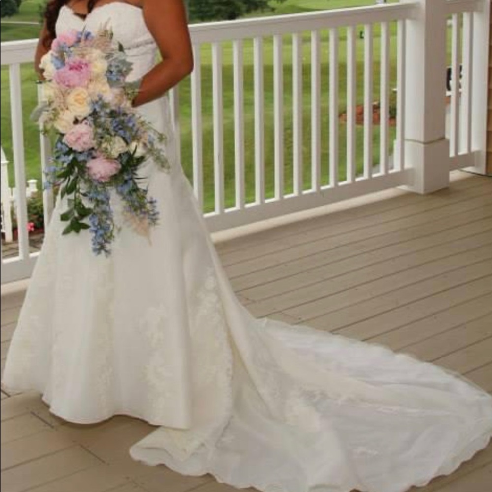 Sweetheart Strapless Aline Wedding dress